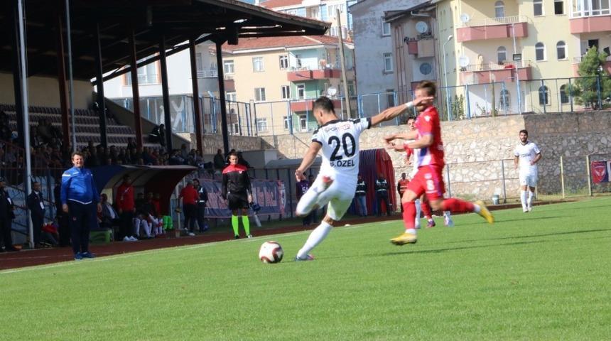 TFF 2. Lig: Niğde Anadolu FK: 1 - Kastamonuspor 1966: 2