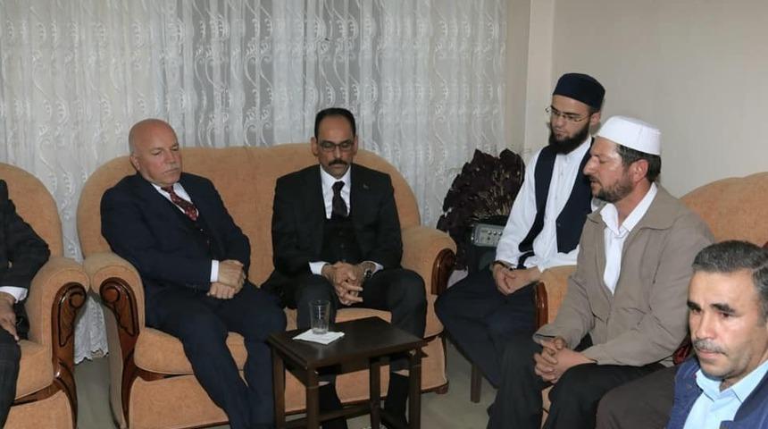 Cumhurbaşkanlığı S&ouml;zc&uuml;s&uuml; İbrahim Kalın&rsquo;ın amcası son yolculuğuna uğurlandı