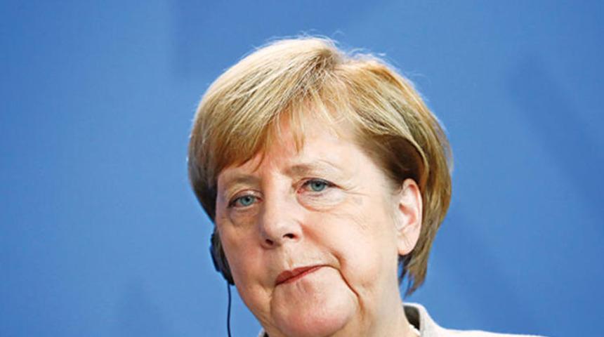 Tüm gözler oraya çevrildi! Merkel hükümetini etkileyecek kritik sınav!