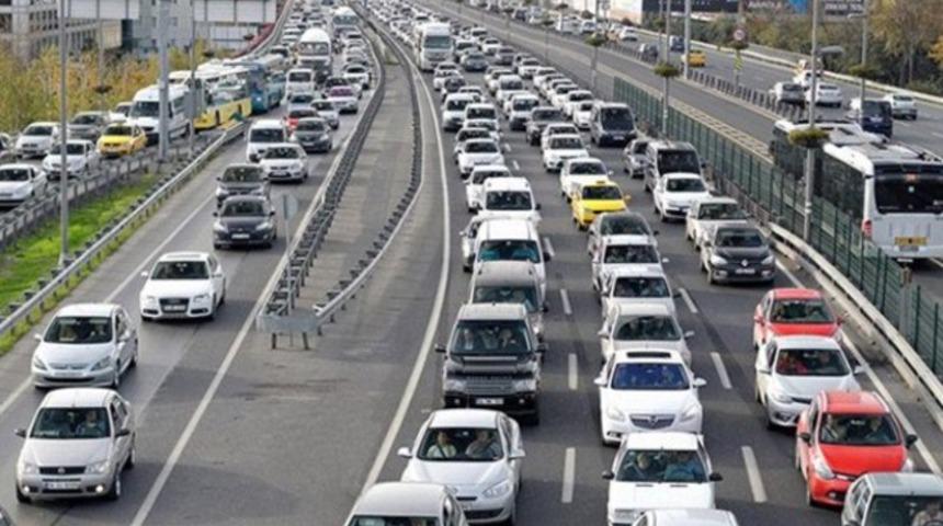 İstanbul'da hangi yollar kapalı? Emniyet a&ccedil;ıkladı, işte alternatif g&uuml;zergahlar