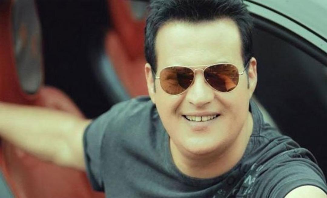 Hakan Peker'in genleri anneden! Sanki ablası