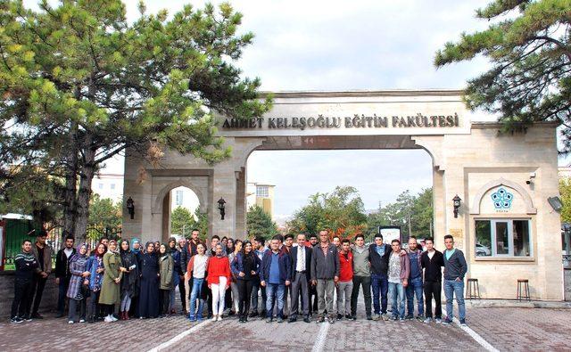 NEÜ öğrencilerine üniversite hayatına giriş dersi kapsamında Konya tanıtıldı