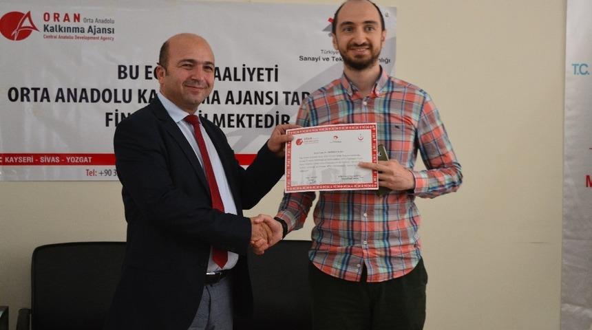 İl Sağlık M&uuml;d&uuml;rl&uuml;ğ&uuml;nden SPSS (Biyoistatistik) Eğitimi ile Sağlıklı İstatistikler Eğitimi