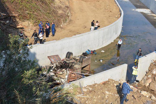 Umuda yolculuk, İzmir'de faciayla sonuçlandı: 19 ölü, 12 yaralı (4)