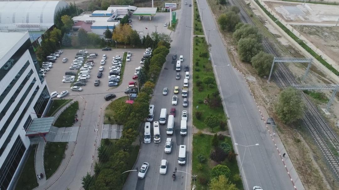 S&uuml;r&uuml;c&uuml;ler drone uygulamasından ka&ccedil;amadı