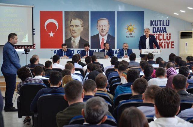 AK Parti Giresun İl Gençlik Kolları Danışma Meclis Toplantısı gerçekleşti