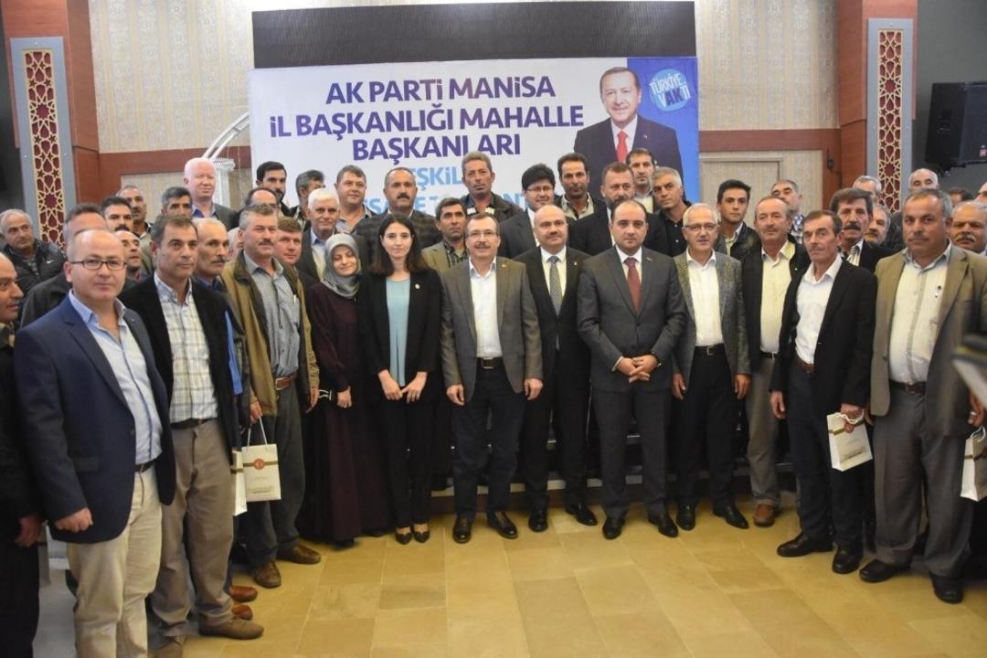 AK Parti Manisa&rsquo;daki yol haritasını anlattı