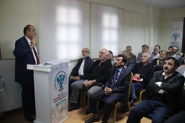 Prof. Dr. Esen’den “Başkanlık Sisteminde Yerel Yönetimler” konulu konferans