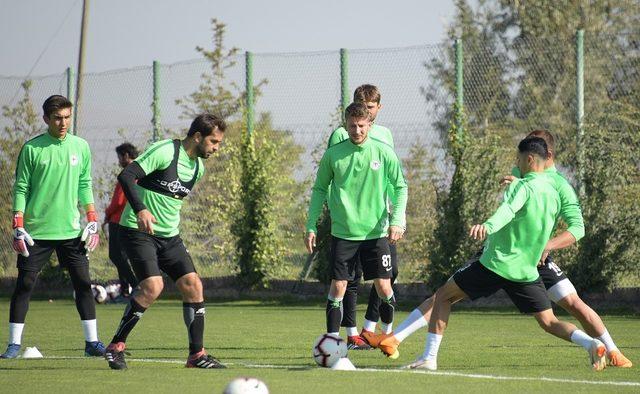 Atiker Konyaspor Çaykur Rizespor hazırlıklarını sürdürüyor