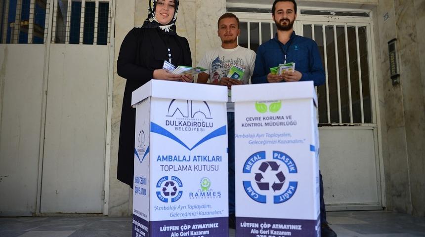 Kapı kapı dolaşıp "Sıfır Atık" projesini anlattılar