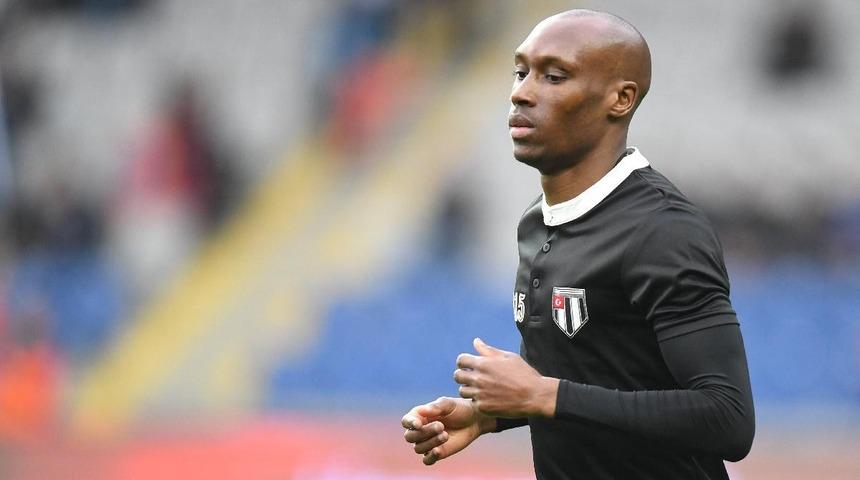 Atiba Hutchinson: Aklımda, kariyerimi Beşiktaş'ta noktalama düşüncesi var