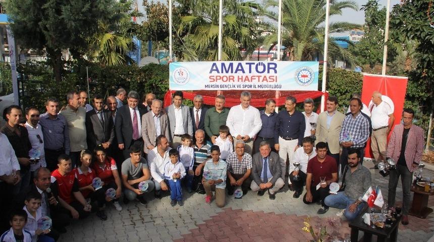 Mersin&rsquo;de yılın enleri &ouml;d&uuml;llerini aldı