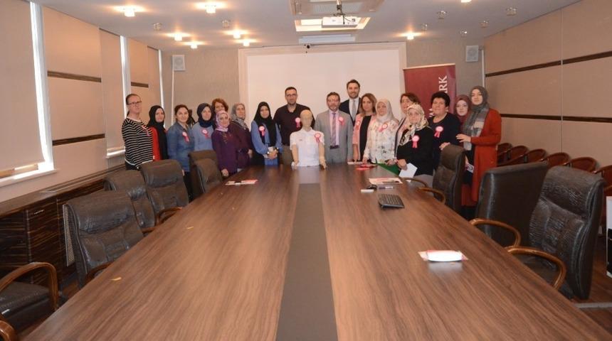 Kartepe&rsquo;de meme kanseri semineri