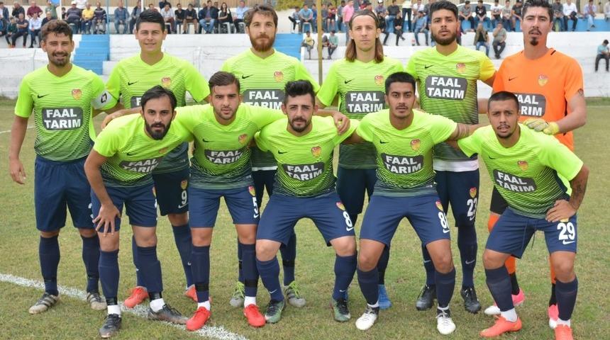 Kemalpaşaspor kayıpsız devam ediyor