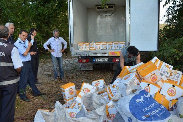 Kartepe’de atıklarını çevreye atan firmaya ceza kesildi