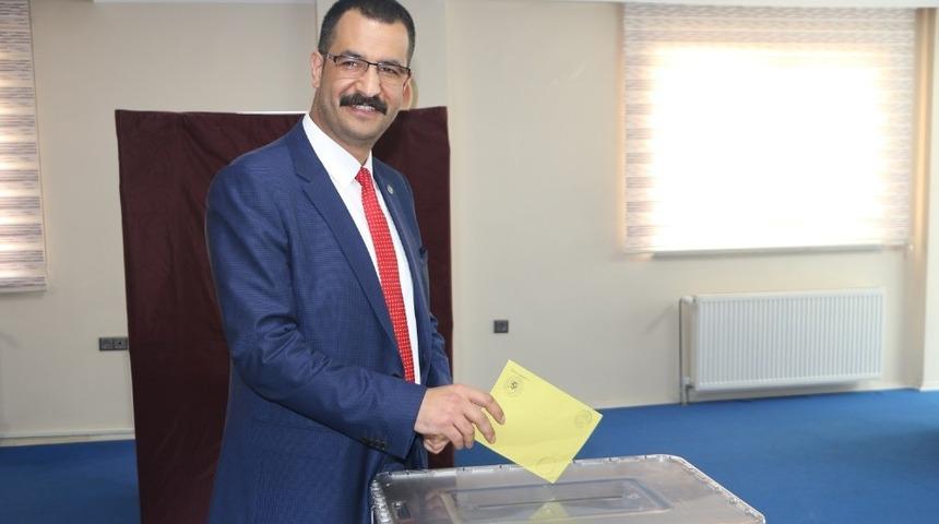 Sivas Barosu Başkanlığı&rsquo;na Hacı Yılmaz Demir se&ccedil;ildi