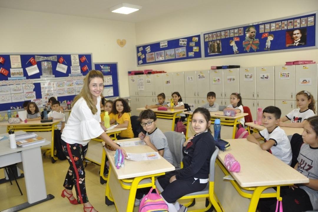 Gaziantep Kolej Vakfı mektup k&uuml;lt&uuml;r&uuml;n&uuml; yaşatıyor