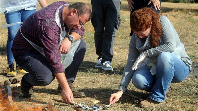 Kemiklerin peşinde tarihin izini sürüyorlar