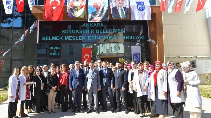 Başkent’in en büyük BELMEK’i Yenimahalle’de açıldı