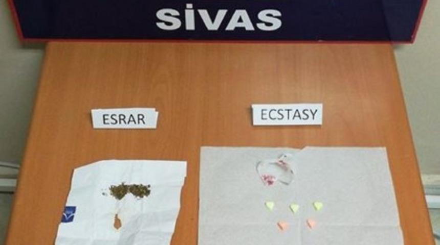 Sivas&rsquo;ta narkotik operasyonları