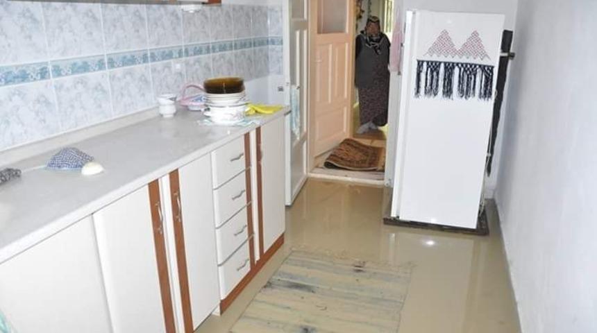 Başkan &Ccedil;ift&ccedil;i sel b&ouml;lgesinde