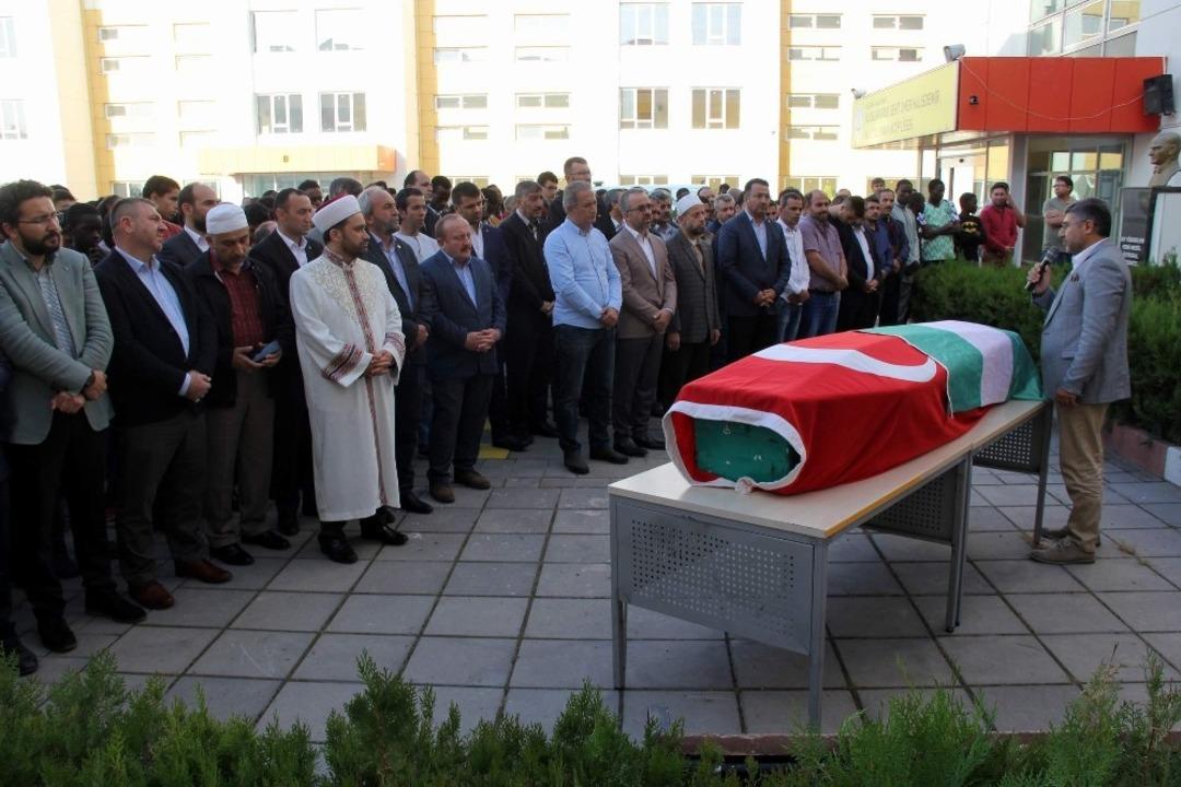 Nijeryalı Olamigoke&rsquo;nin ailesi, "Oğlumun kutsal T&uuml;rkiye topraklarına defnedilmesini istiyorum"