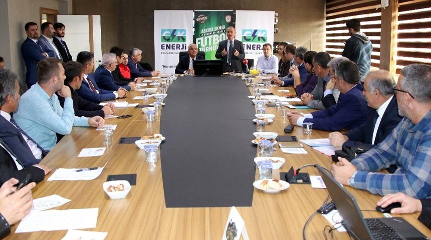 Sivas&rsquo;ta askıda ekmek i&ccedil;in futbol turnuvası