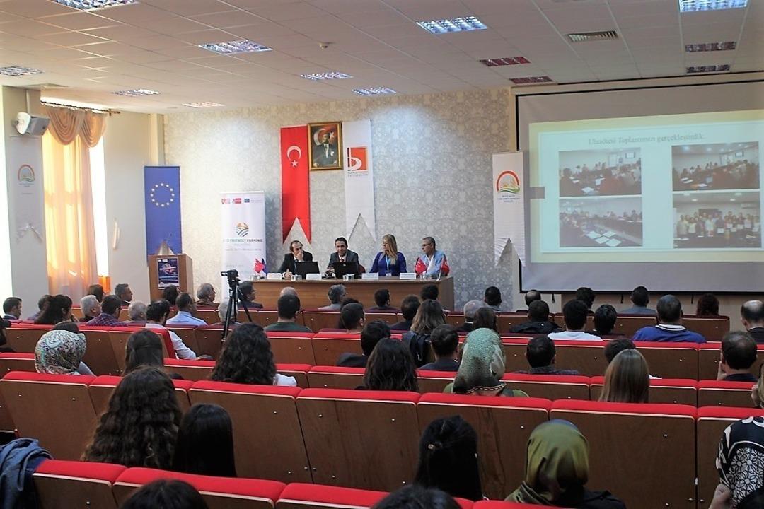 &ldquo;Gelecek İ&ccedil;in &Ccedil;evre Dostu Tarım&rdquo; paneli d&uuml;zenlendi