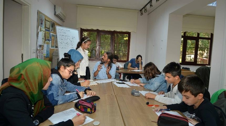 Karikat&uuml;r dersleri başladı