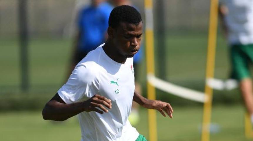 Bursaspor'da Galatasaray ma&ccedil;ı &ouml;ncesi Shehu şoku