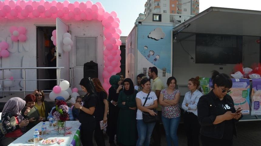 Kadınlara meme kanseri taraması yapıldı