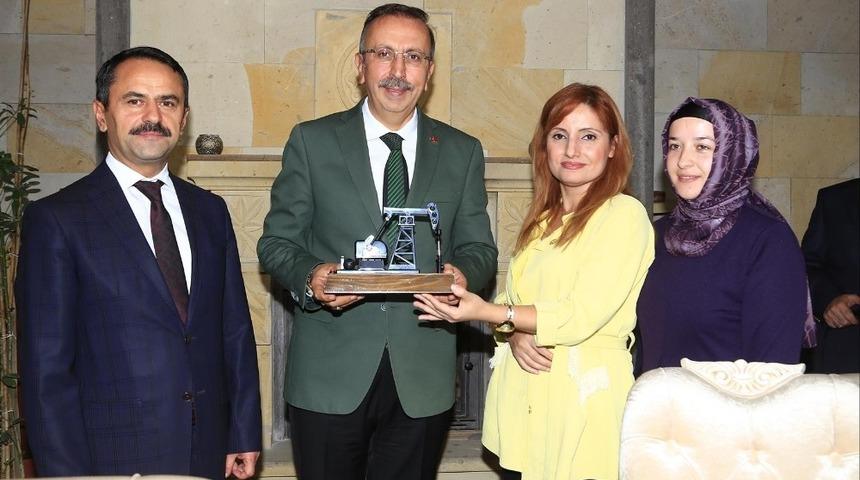 AK Parti Batman Kadın Kolları y&ouml;netici ve &uuml;yeleri Nevşehir&rsquo;de