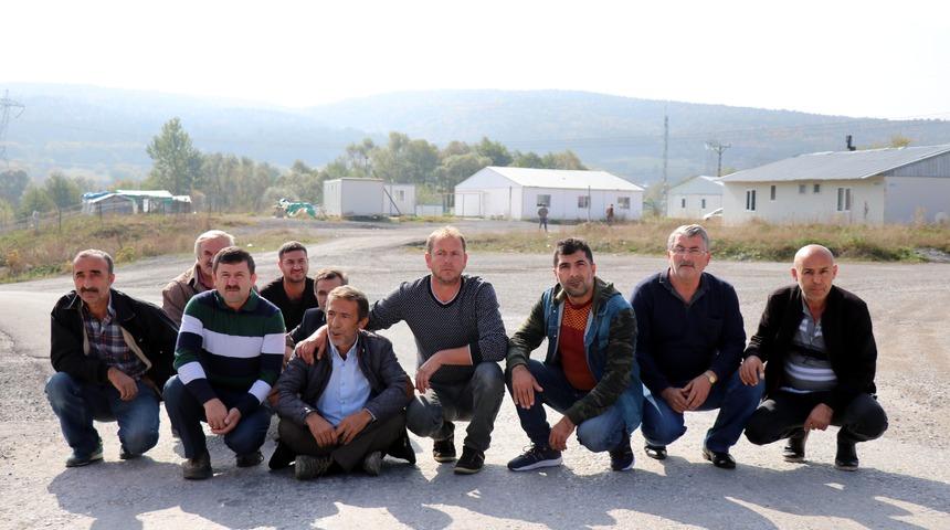 4 aydır para alamayan işçilerden oturma eylemi