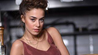 Bensu Soral'dan bikinili balayı paylaşımı 