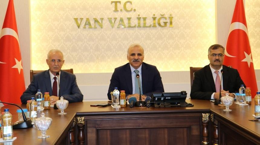 Vanlı hayırseverden eğitime destek