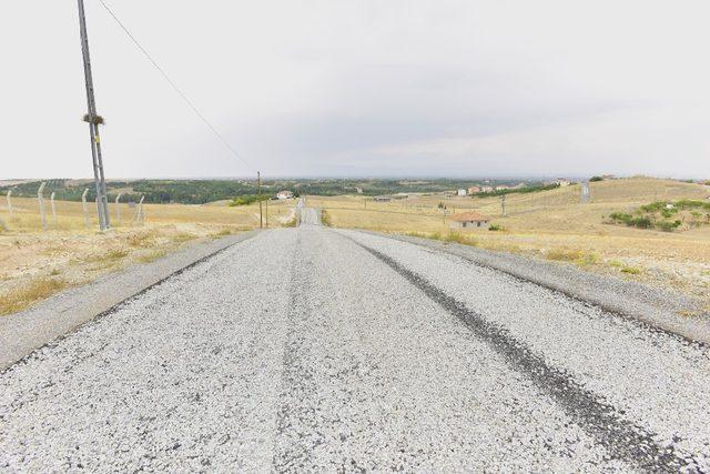 Hatunsuyu Mahallesi’nde 70 kilometrelik asfalt yol yapıldı