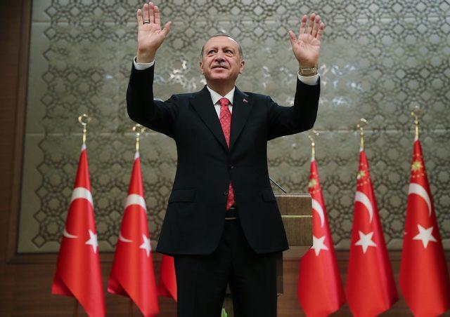Erdoğan: 15 Temmuz ihaneti ve FETÖ konusundaki özeleştirimizi açık yüreklilikle yapabilmeliyiz (1) 