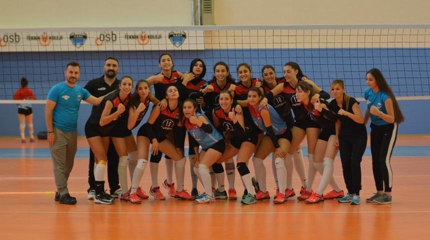 Kayseri OSB Teknik Koleji Atletikspor yoluna namağlup devam ediyor