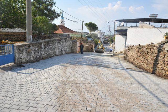 Karacaören Mahallesi’ne parke taşı döşendi