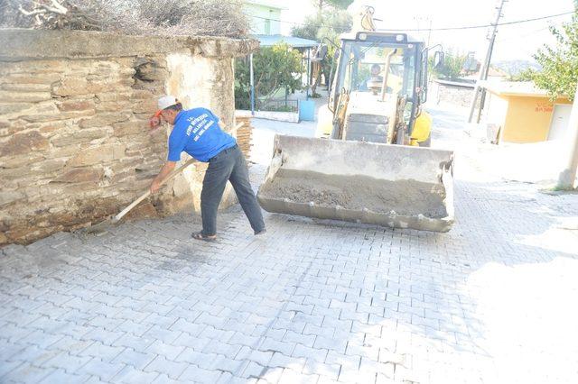 Karacaören Mahallesi’ne parke taşı döşendi