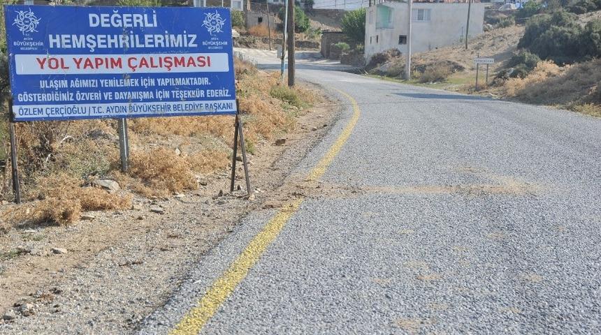 Karaca&ouml;ren Mahallesi&rsquo;ne parke taşı d&ouml;şendi