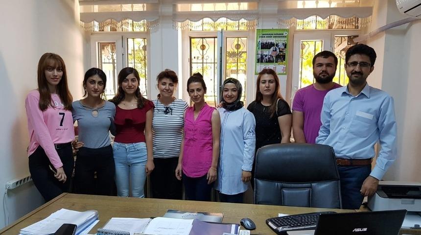 Halk eğitim merkezi resim kursu başarıya doymuyor