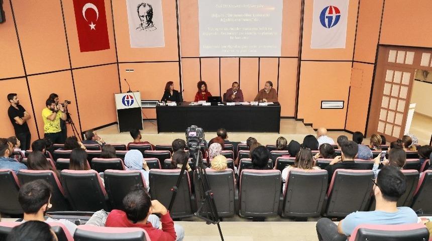 GA&Uuml;N&rsquo;de Cumhuriyet d&ouml;nemi T&uuml;rk sanatı paneli