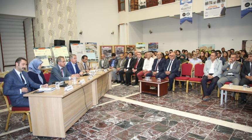 Harput&rsquo;ta restorasyon &ccedil;alışmaları masaya yatırıldı