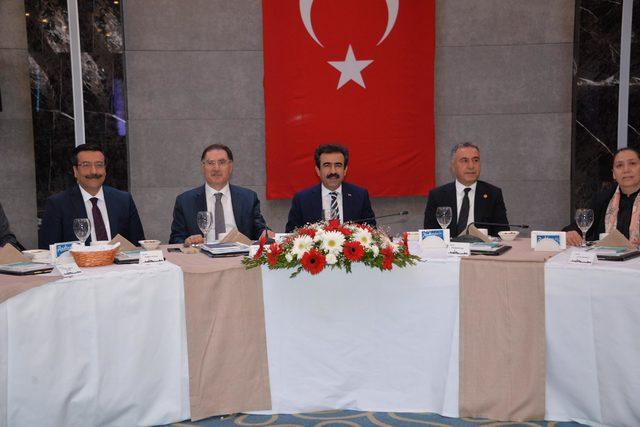 Kamu Başdenetçisi Şeref Malkoç, Diyarbakır'da (2)