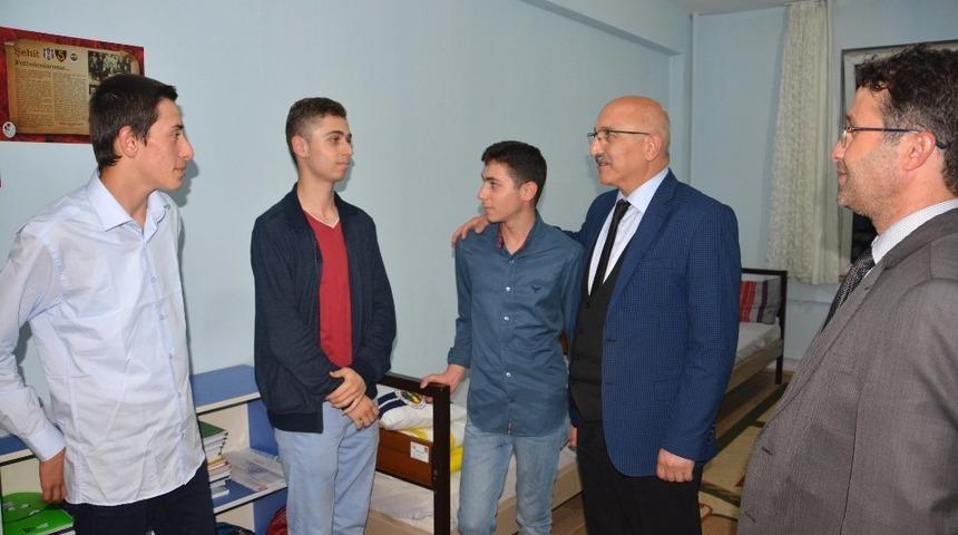 &Ccedil;orum&rsquo;da &ouml;ğrenci pansiyonları denetlendi