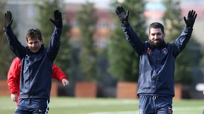 Oray Eğin'den dikkat çeken Arda Turan yazısı