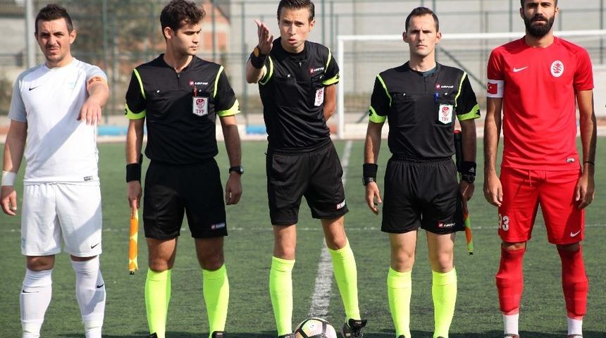 Balıkesir&rsquo;de futbol hakem kursu a&ccedil;ılıyor