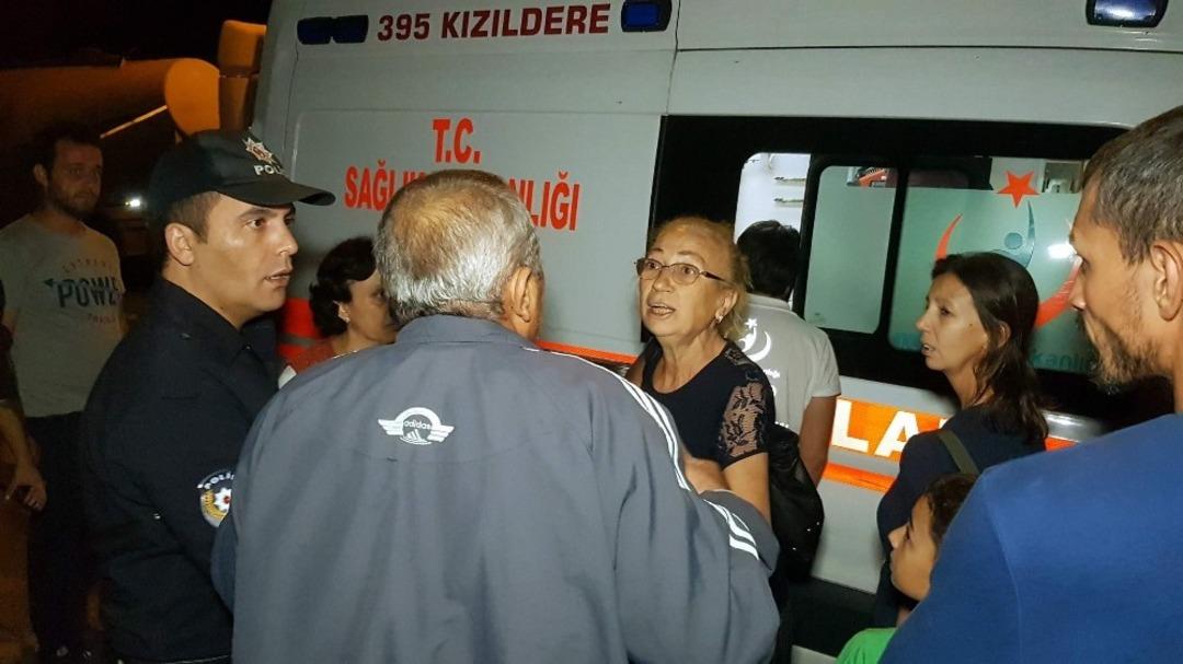 Nazilli&rsquo;de lastik satış mağazası alevlere teslim oldu