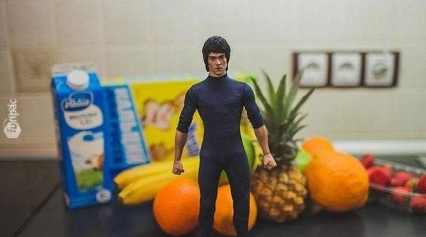 Minyatür Süperkahramanlar Gerçek Objelere Karşı